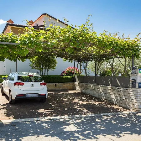 Apartamento Cancar-1 By Interhome Poreč