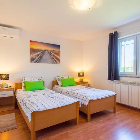 Διαμέρισμα Cancar-1 By Interhome