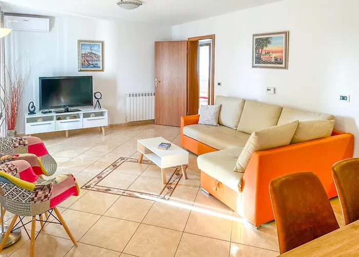 Cancar-1 By Interhome * Poreč
