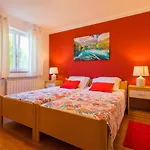 Apartman Cancar-1 By Interhome
