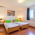 Apartman Cancar-1 By Interhome